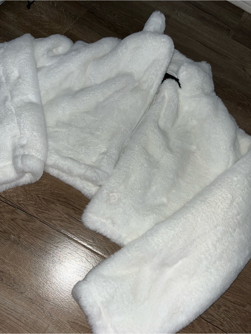 Plush Faux-Fur White Jacket